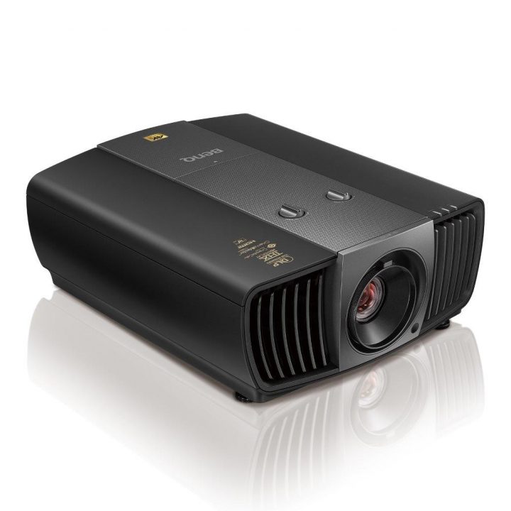 Benq W11000