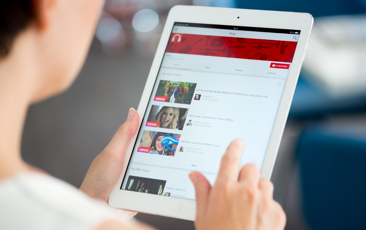 mesaje directe youtube