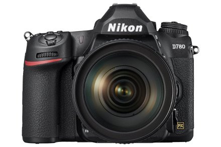 NIKON D780