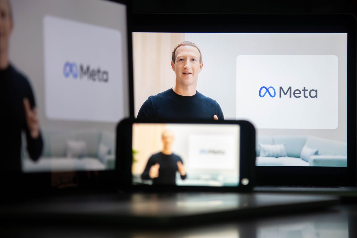 angajări meta facebook