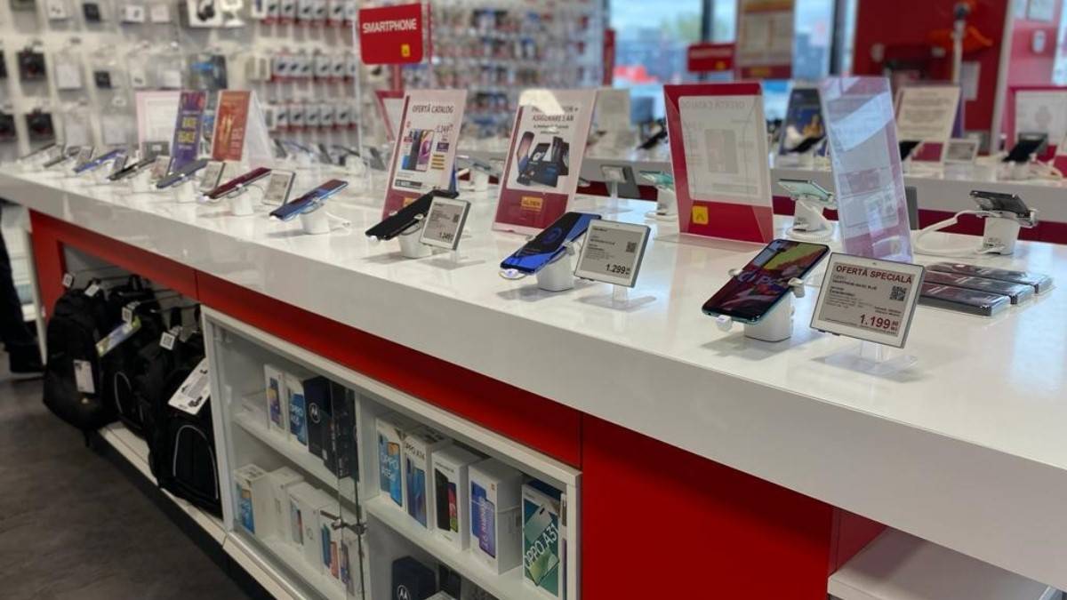 piața globală de smartphone-uri 2022