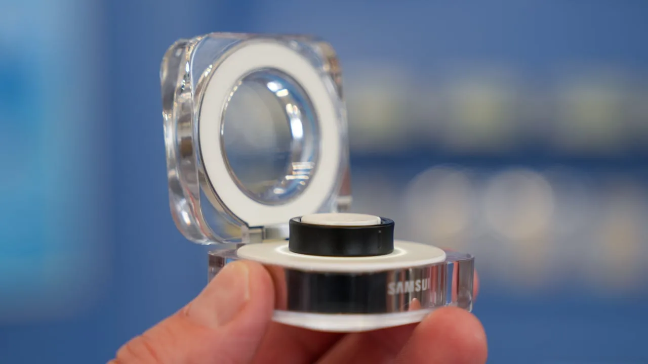 hands on the galaxy ring brings ai to your fingertips 4pyf.3840