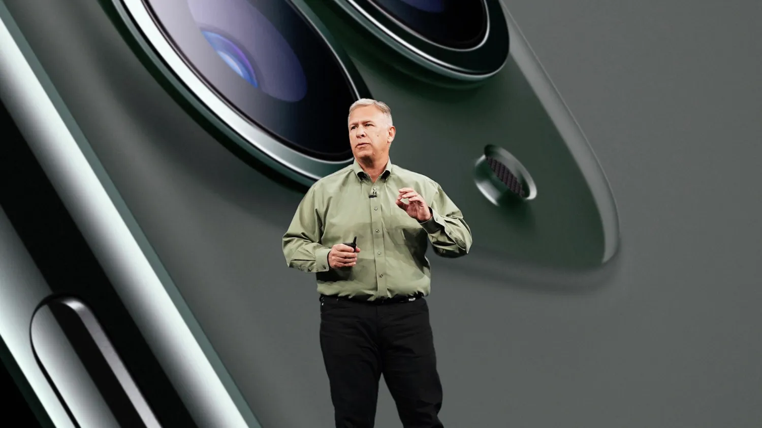 phil schiller advances to apple fellow 08042020 big.jpg.large 2x 2