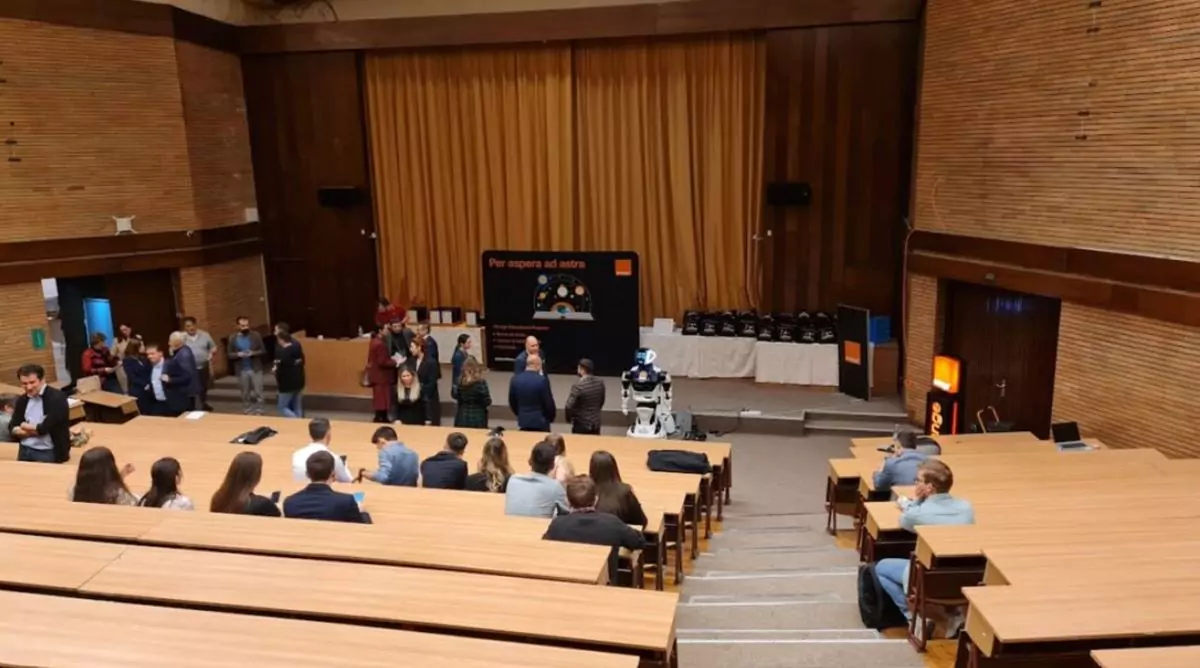 hackout2 66f2b06e2c7b1