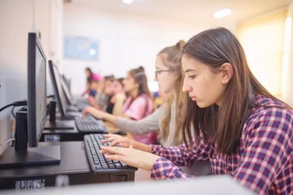 cp wvr siguranta pe internet poza 67ac423cbec97