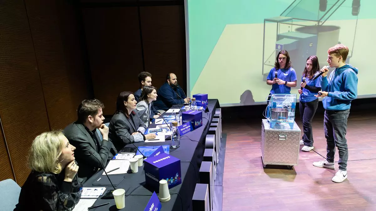 solve for tomorrow prezentari proiecte 67d464c041e0c