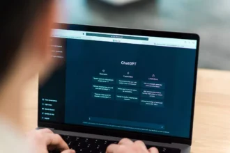 opened ai chat laptop 689a2d6fb69ef