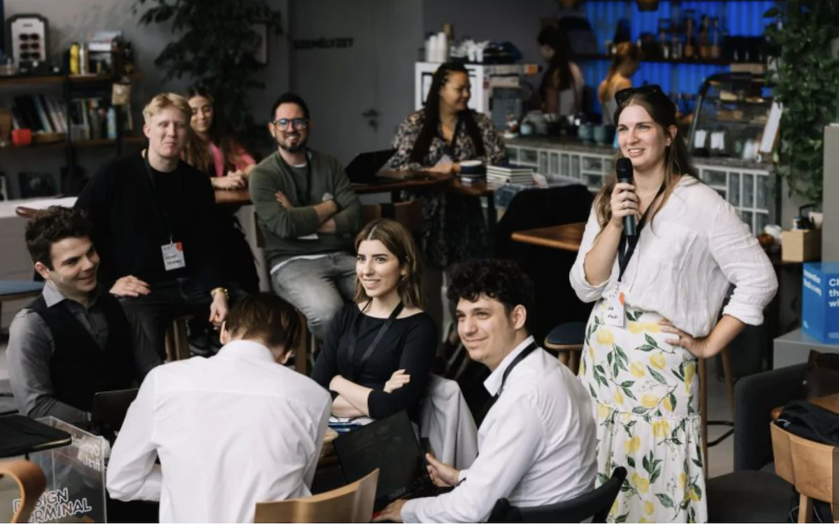 vizual participanti hackathonul eudis editii anterioare 68a33f1781aa1