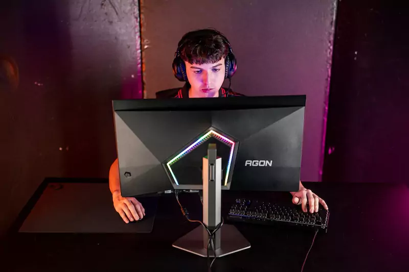 agon pro ag276qkd2 9 68d6e1759d460