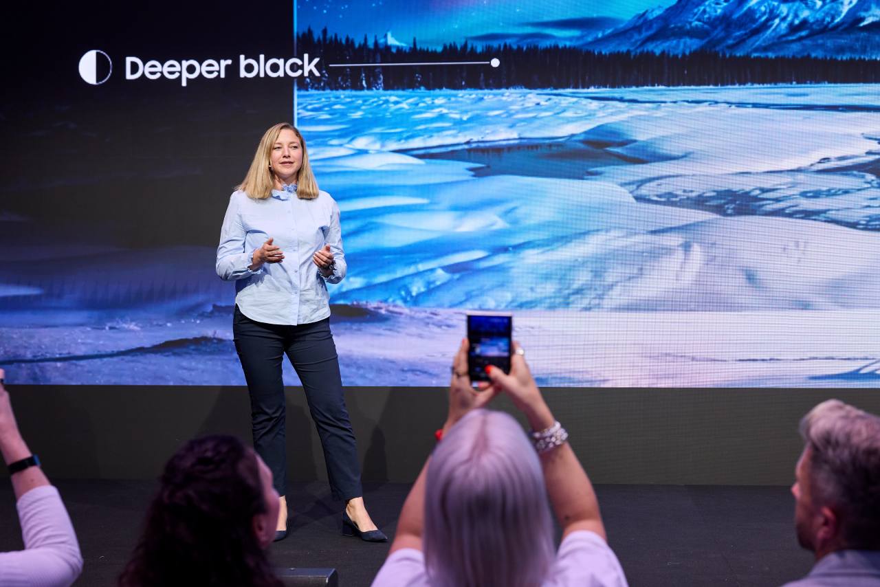samsung marketing director eva schwab at ifa 2026